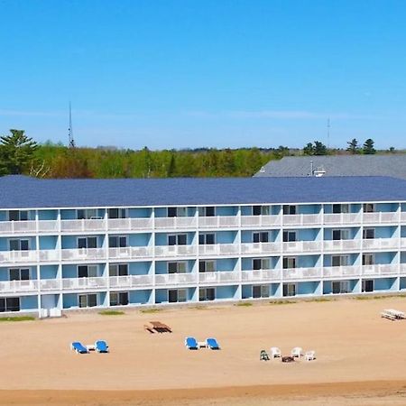 Great Mackinaw Beachfront Hotel Mackinaw City Esterno foto